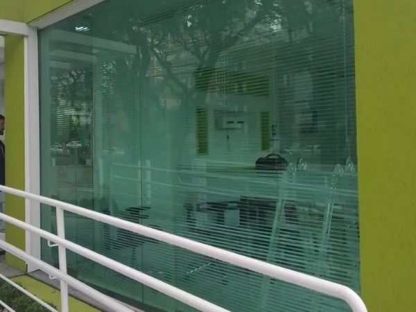 Melhore o controle da luminosidade com película refletiva em Capão do Leão