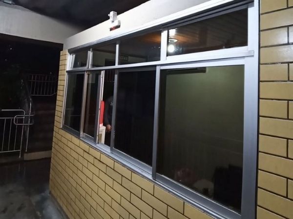 Película de Proteção Solar para Janelas em São Gonçalo Pelotas Película de Proteção Solar para Janelas em São Gonçalo Pelotas